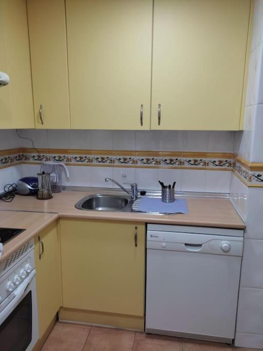 Apartamento Renovado En El Centro De بينالماذينا المظهر الخارجي الصورة